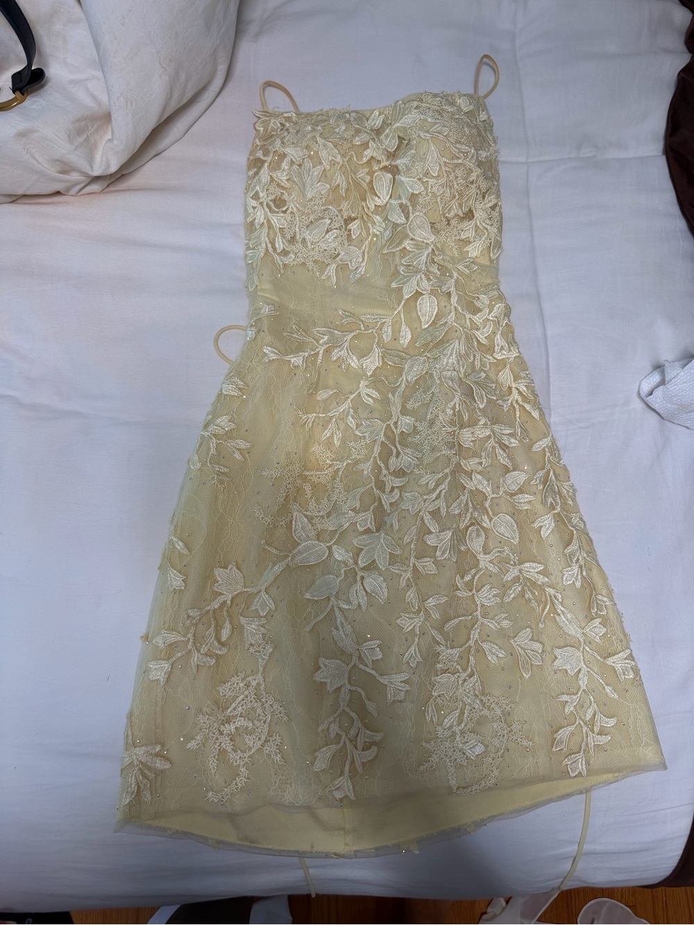 Sherri Hill Pale Yellow Embroidered Floral Cocktail Dress
